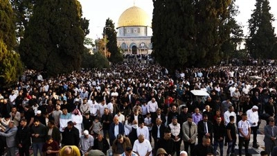 140 bin kişi Mescid-i Aksa'da bayram namazı kıldı