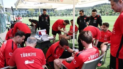 A Milli Takım oyuncuları testten ge&ccedil;ti