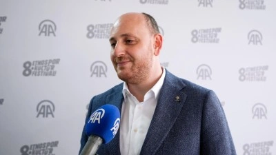 AK Parti Genel Başkan Yardımcısı B&uuml;y&uuml;kg&uuml;m&uuml;ş'ten Etnospor'a &ouml;vg&uuml;!