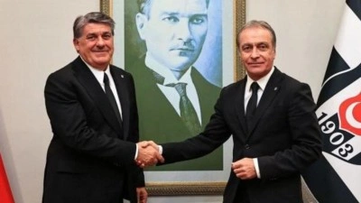 Beşiktaş'ın yeni hocası belli oluyor! &Ouml;nder &Ouml;zen listeyi sundu