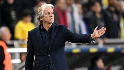 Beşiktaş ve Fenerbah&ccedil;e ile anılıyordu! Jorge Jesus'la anlaşma sağlandı