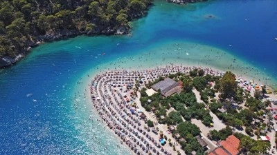 Bu yıl T&uuml;rkiye'den 580 plaj "Mavi Bayrak" almaya hak kazandı