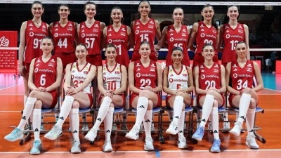 Filenin Sultanları Polonya'yı devirdi