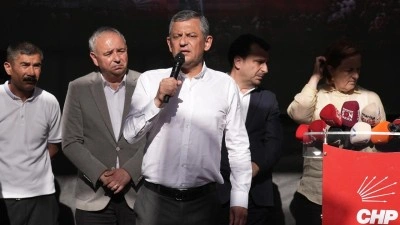 &Ouml;zg&uuml;r &Ouml;zel'den son dakika CHP a&ccedil;ıklaması: G&ouml;revi kabul etmeyeceğim