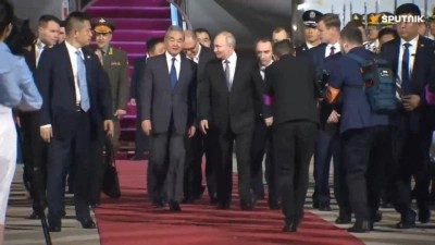 Putin, Trump'tan g&uuml;nler sonra &Ccedil;in'de!