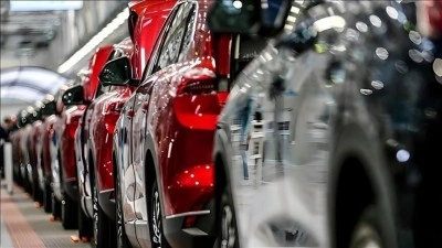 Sakarya'dan yılın ilk 4 ayında 48 bin ara&ccedil; ihra&ccedil; edildi