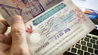 Tayland aralarında T&uuml;rkiye'nin de olduğu 93 &uuml;lkenin vizesiz kalış s&uuml;resini d&uuml;ş&uuml;rd&uuml;