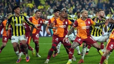 T&uuml;rk futbolunda bir devir sona erdi! TFF a&ccedil;ıkladı: O uygulamalar artık tarihe karıştı